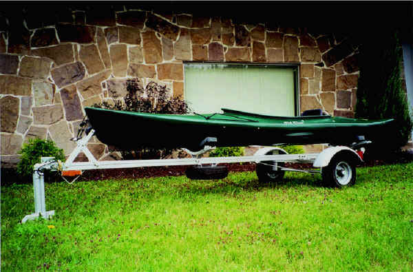 Trailex SUT-200-S Trailer with Old Town Loon Kayak